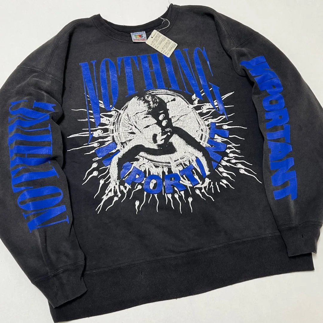 SAINT Mxxxxxx × Kosuke Kawamura KK_CRW SWT/NOTHNG IMP/BLK joint model Holy Infant Tadpole retro distressed sweatshirt, washed black S-XL Assute dyeing, genuine whole garment sprayed with horsetail fading process, collar/cuffs frayed in many places, front and rear panels/sleeves super complicated hanging grinding, heavy washing and distressing, correct fruit mark/angel mark